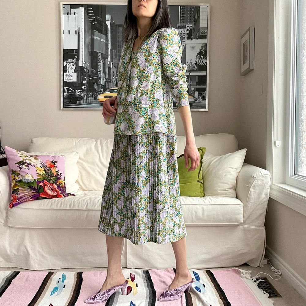 Vintage floral micropleated midi dress - Picture 3 of 15